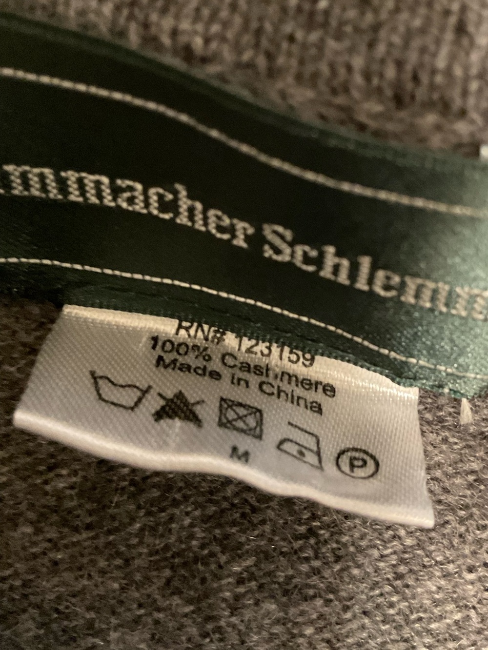 🩶 Hammacher Schlemmer Gray 100% Cashmere Sweater M/L EUC Old Money Minimalist - Picture 5 of 9